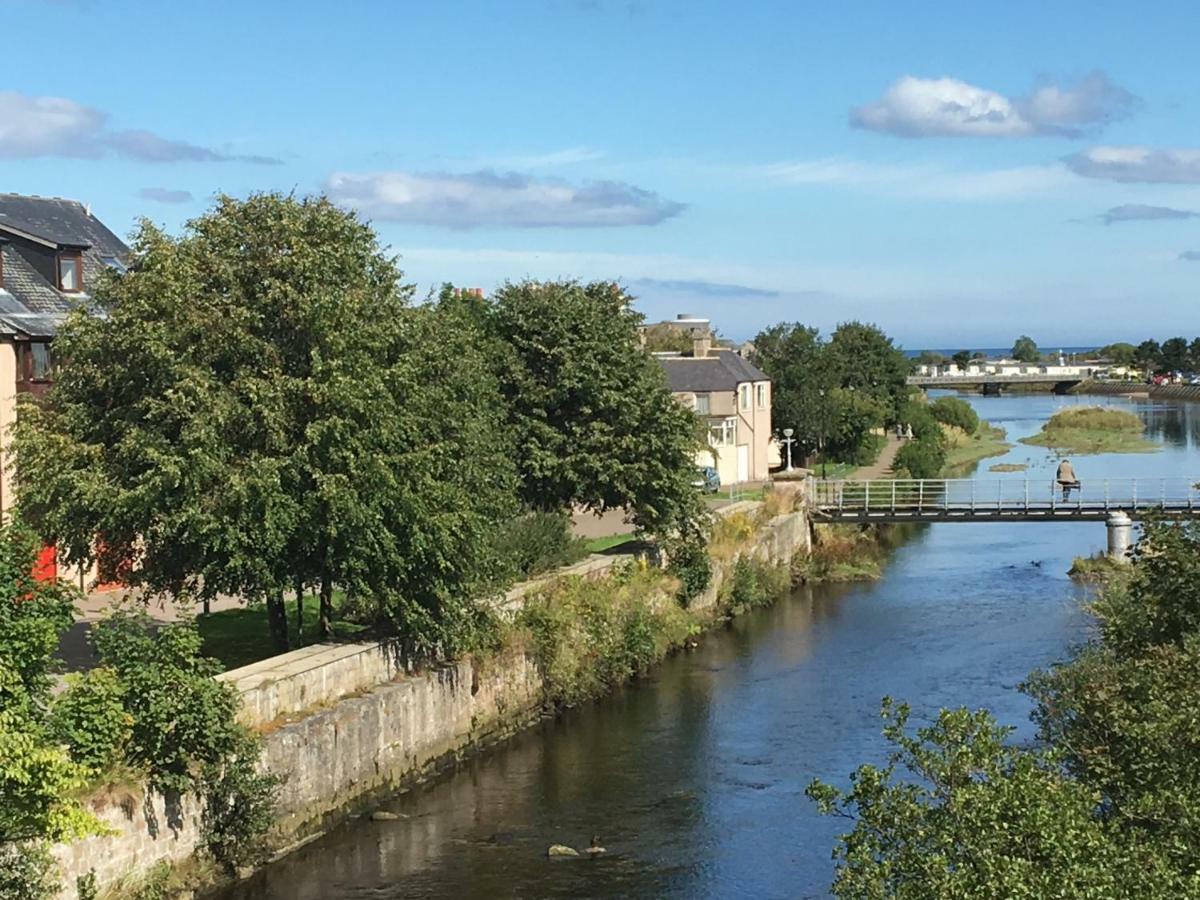 Riverbank Apartments Nairn Buitenkant foto